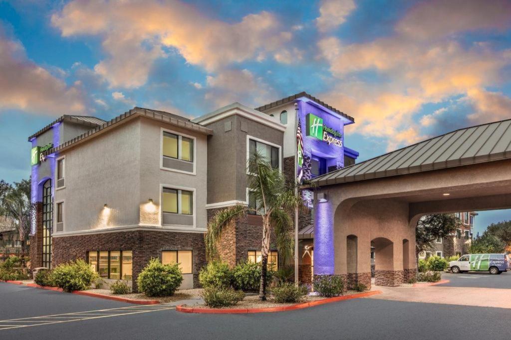 Sleep Inn & Suites Tempe Asu Campus Eksteriør billede